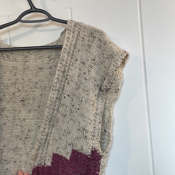 Handmade cardigan vest - Picture 3 of 3